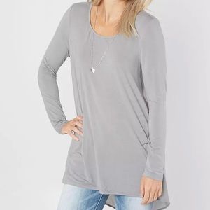Red by BKE Buckle Steeple Grey Scoop Neck Long Sleeve Sheer Back Hi Lo Top Large